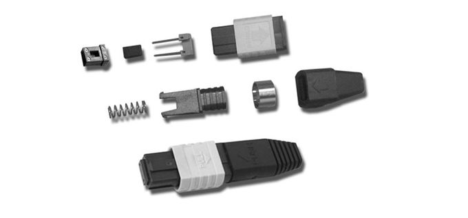 Đầu nối cáp quang MPO MTP Singlemode 50 / 125um với PC Ferrule Endface