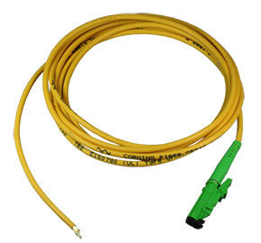 E2000 APC Sợi quang Pigtail PVC LSZH 0.9mm cho viễn thông