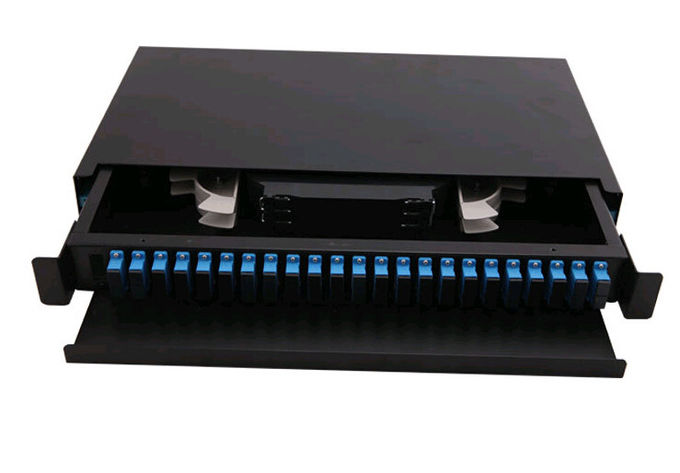 Trượt ngăn kéo Loại cáp quang Patch Patch Giá đỡ 1U 2U SGS ISO được liệt kê