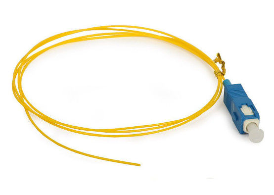 Trung Quốc SC / UPC Sợi quang Pigtail Simplex 0.9MM Đường kính cáp Mất phản xạ thấp nhà cung cấp